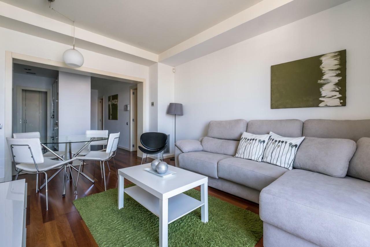 Rent Top Apartments near Plaza de Cataluña Barcelona Exterior foto