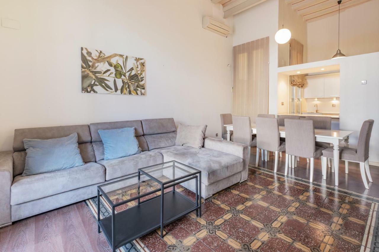 Rent Top Apartments near Plaza de Cataluña Barcelona Exterior foto